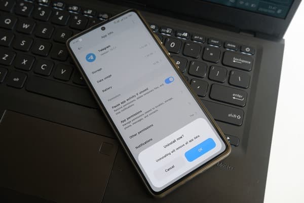Telegram账号聊天界面示例